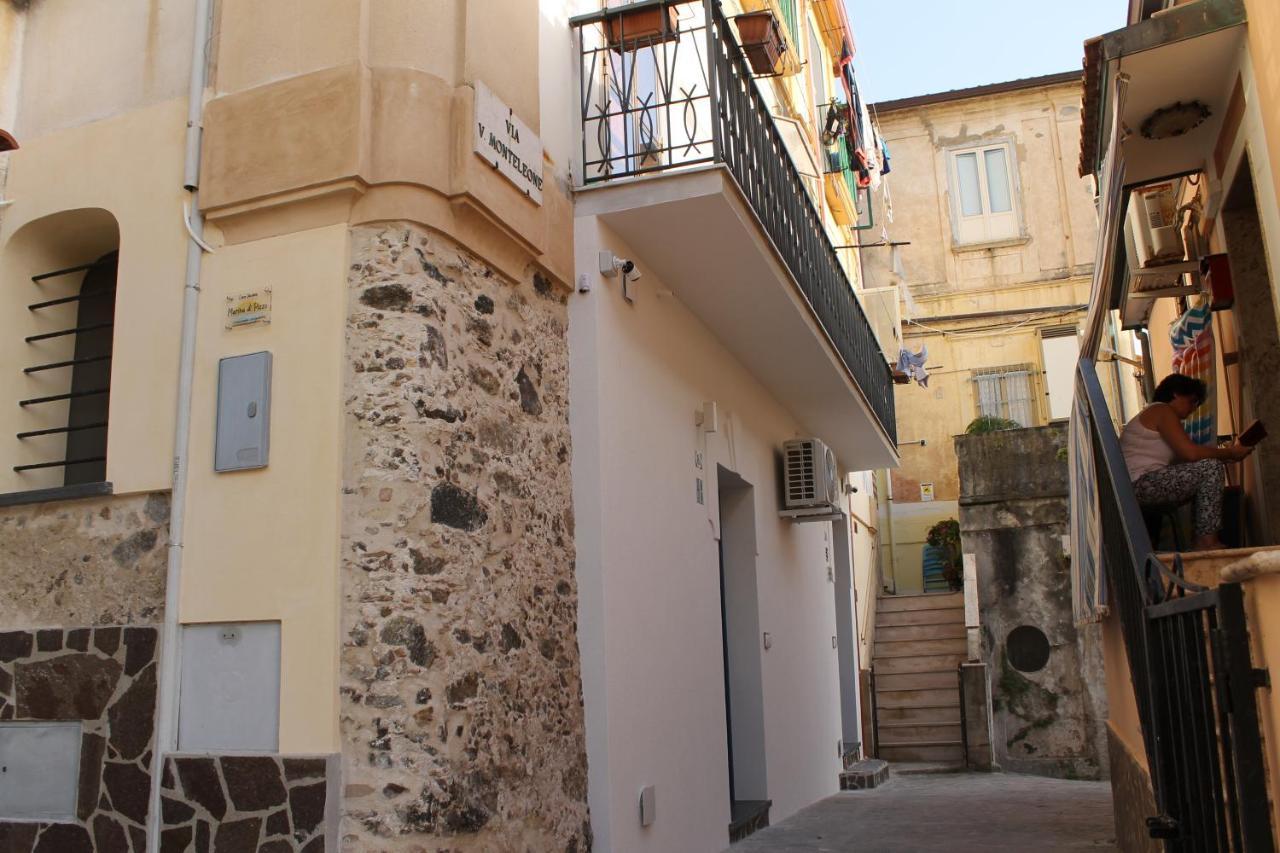 Casavacanzeivana Bed & Breakfast Pizzo  Exterior photo